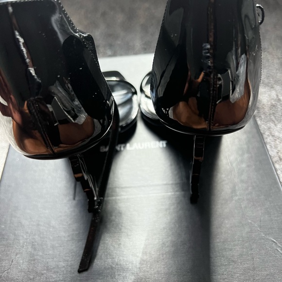 Saint Laurent Black Nappa Opyum
110mm Matte Ysl Sandals Size EU 39 - Picture 9 of 13